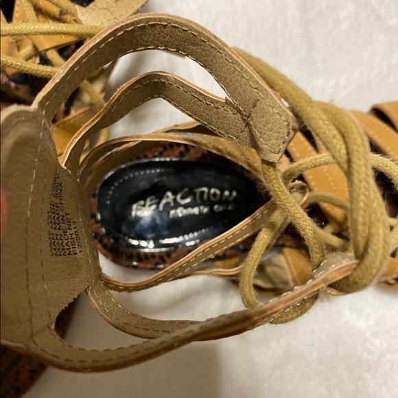 Leather gladiator sandals - Picture 4 of 5